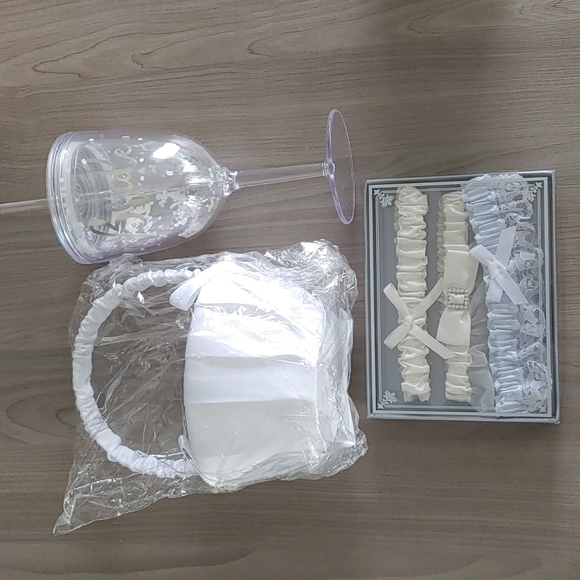 Other - Bridal accessories